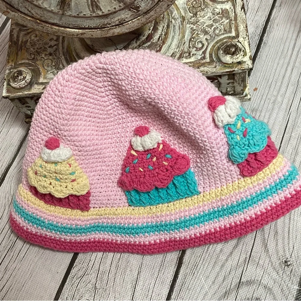 DayLee Design Crochet Cupcake Beanie